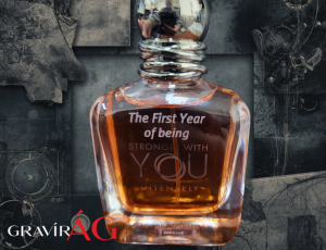 Ajándéktárgy - parfümös üveg gravírozása